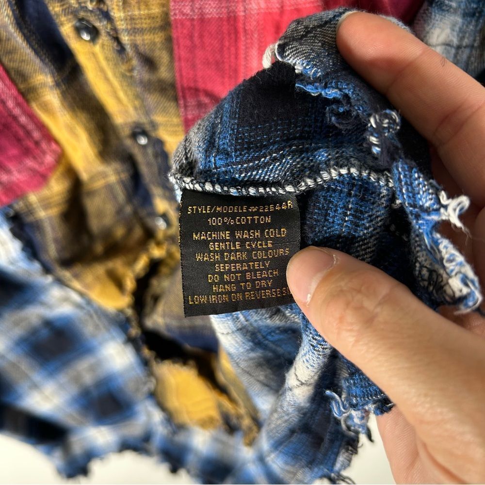 Plaid Cotton Button-Up Shirt with Frayed Hem Taxi size Medium - Picture 3 of 5